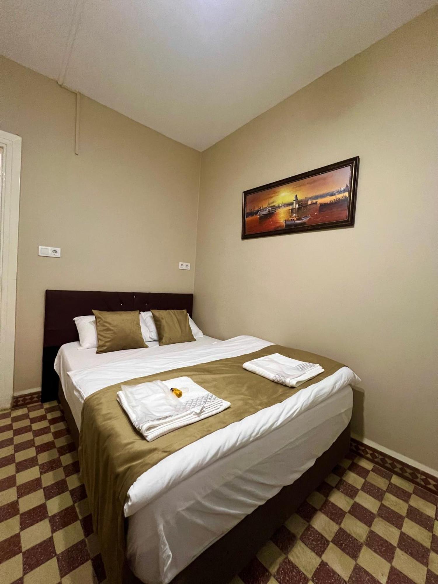 Findik Palas Otel Provincia di Provincia di Istanbul Esterno foto